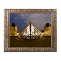Трговска марка ликовна уметност Лувр пирамида платно уметност од Мајкл Бланшет Фотографија злато украсна рамка