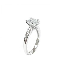 Брилијантност фино накит срцев исечен бел симулиран прстен за ангажман на дијаманти во стерлинг сребро